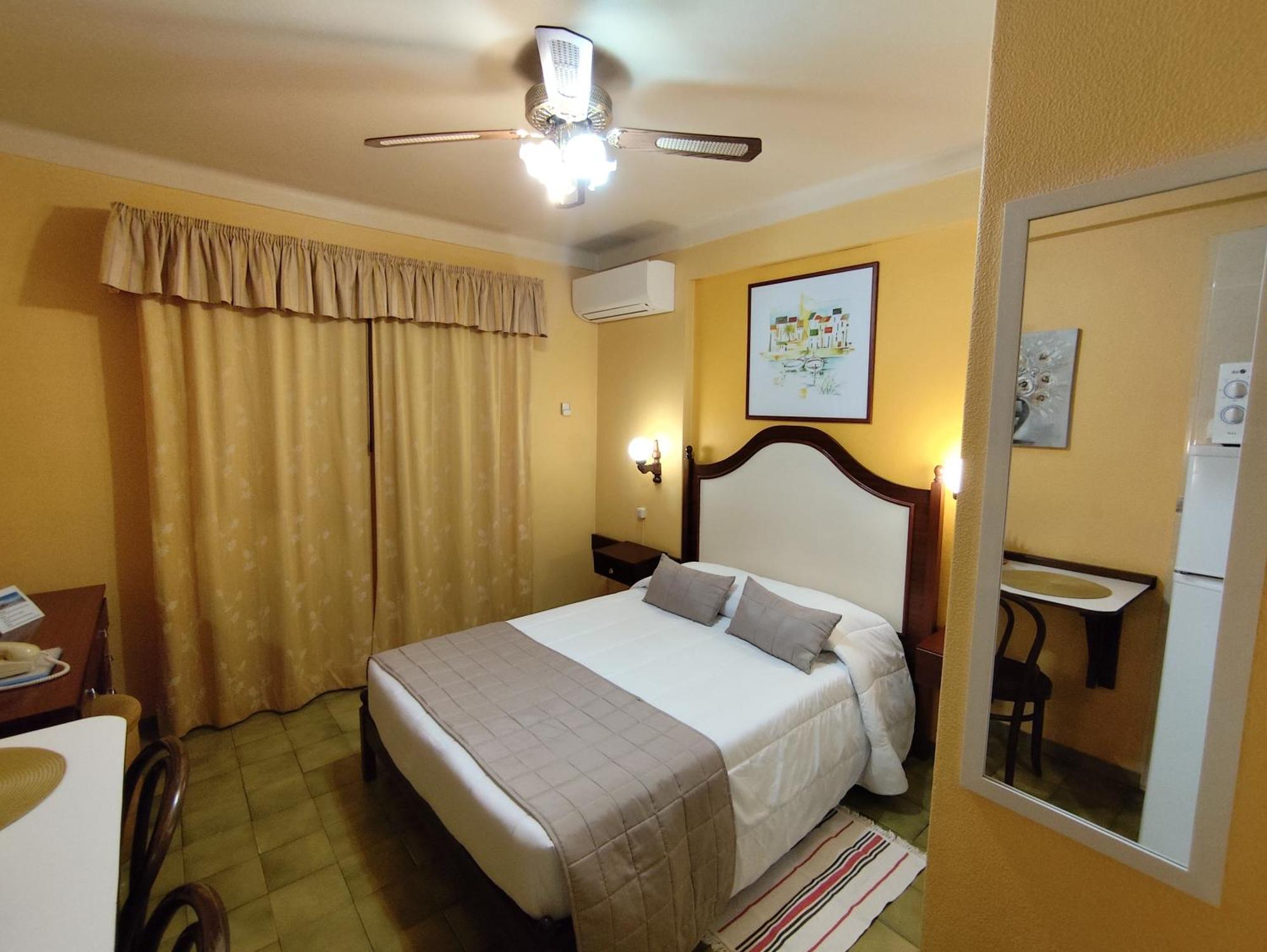 Apartamentos Turisticos Praia Grande フェラグド エクステリア 写真
